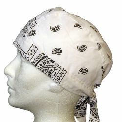 Skull Cap>Paisly White